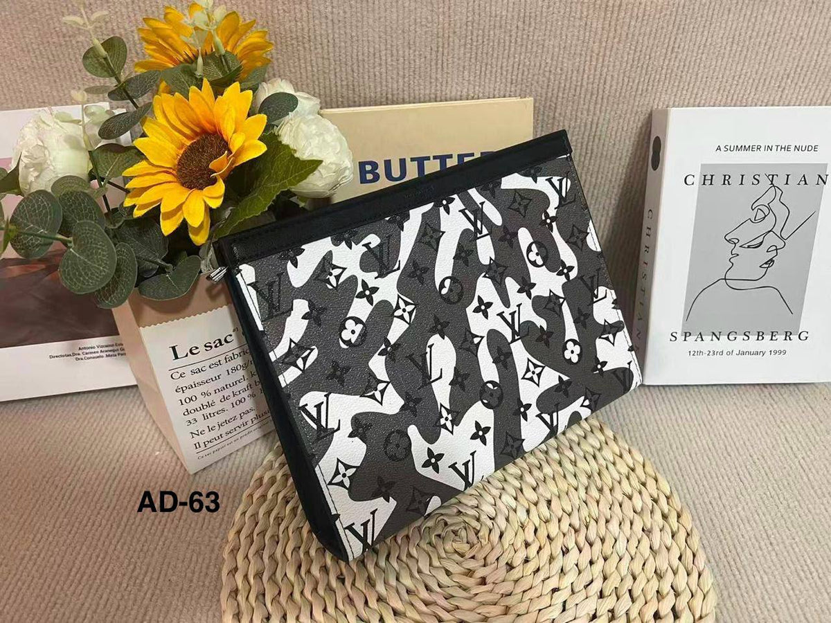Men bags

Lv
Dior
85 dhs🇦🇪🇦🇪
Good quality 

Zain182
♥️♥️♥️