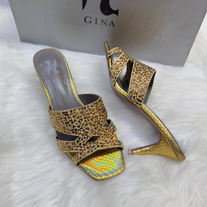 GINA 
140 dhs🇦🇪
Size 36-41 

Zain88
♥️♥️♥️