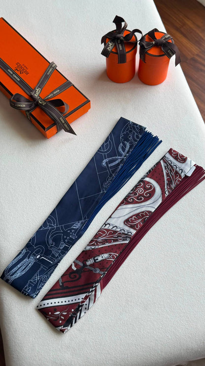 Hermes
*Twilly Scarf* 
*With orginal packing*  🎁
230 dhs✅
*VIP QUALITY*

Zain280
♥️♥️♥️