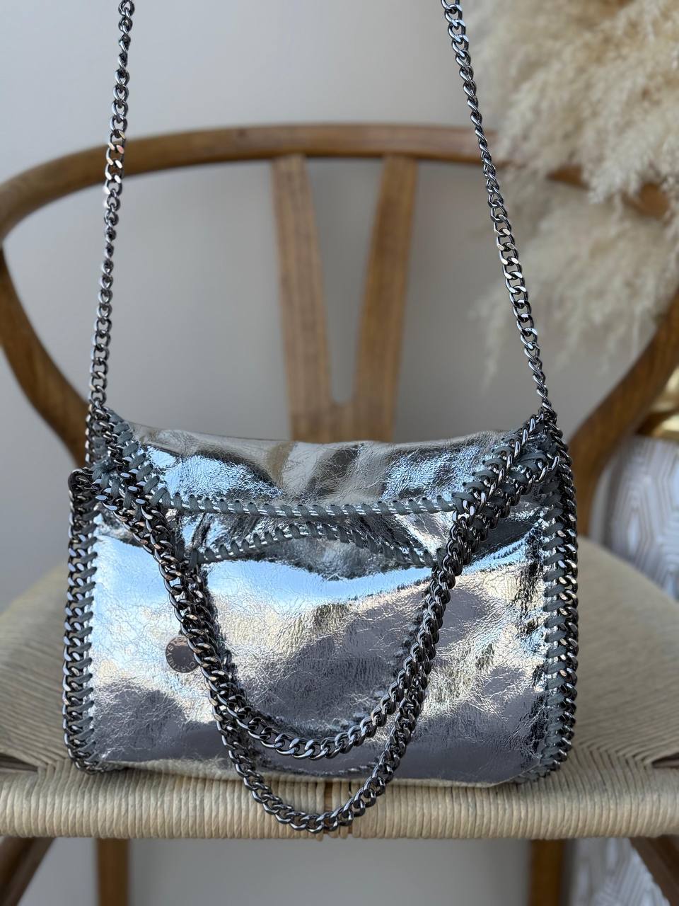 STELLA McCARTENY
25cm
350 dhs✅
Top quality

Zain167
♥️♥️♥️
