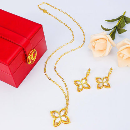 ROBERTO COIN
SET
NECKLACE EARRINGS
MASTER ✨💫
120 dhs🇦🇪🇦🇪

WITH SMALL BOX AND PAPER BAG 🛍️🎁

Zain89
♥️♥️♥️
