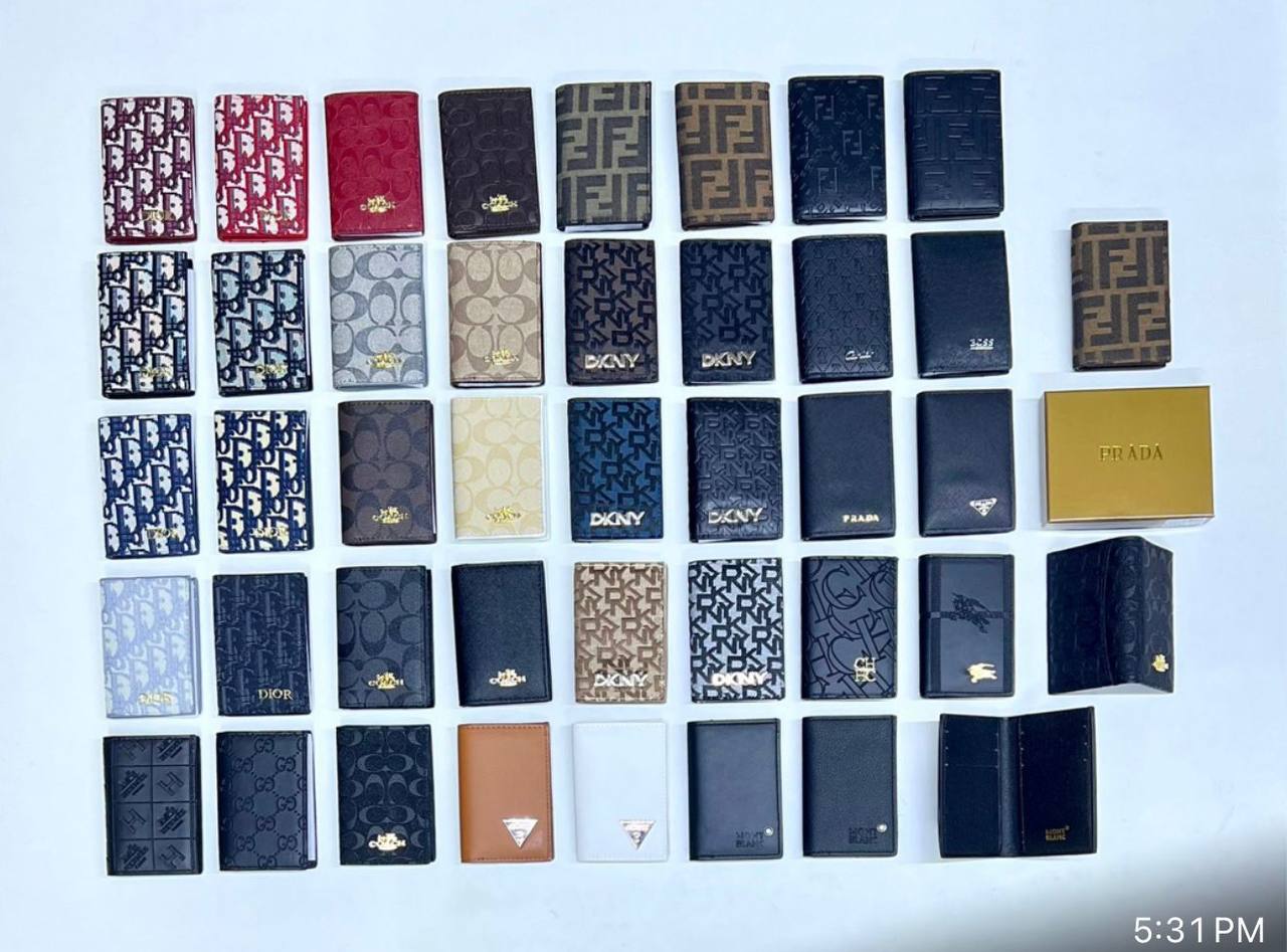 Wallets

With box
🎁🎁🎁

30 dhs🪙🖤

Limit Stock

Zain93
♥️♥️♥️