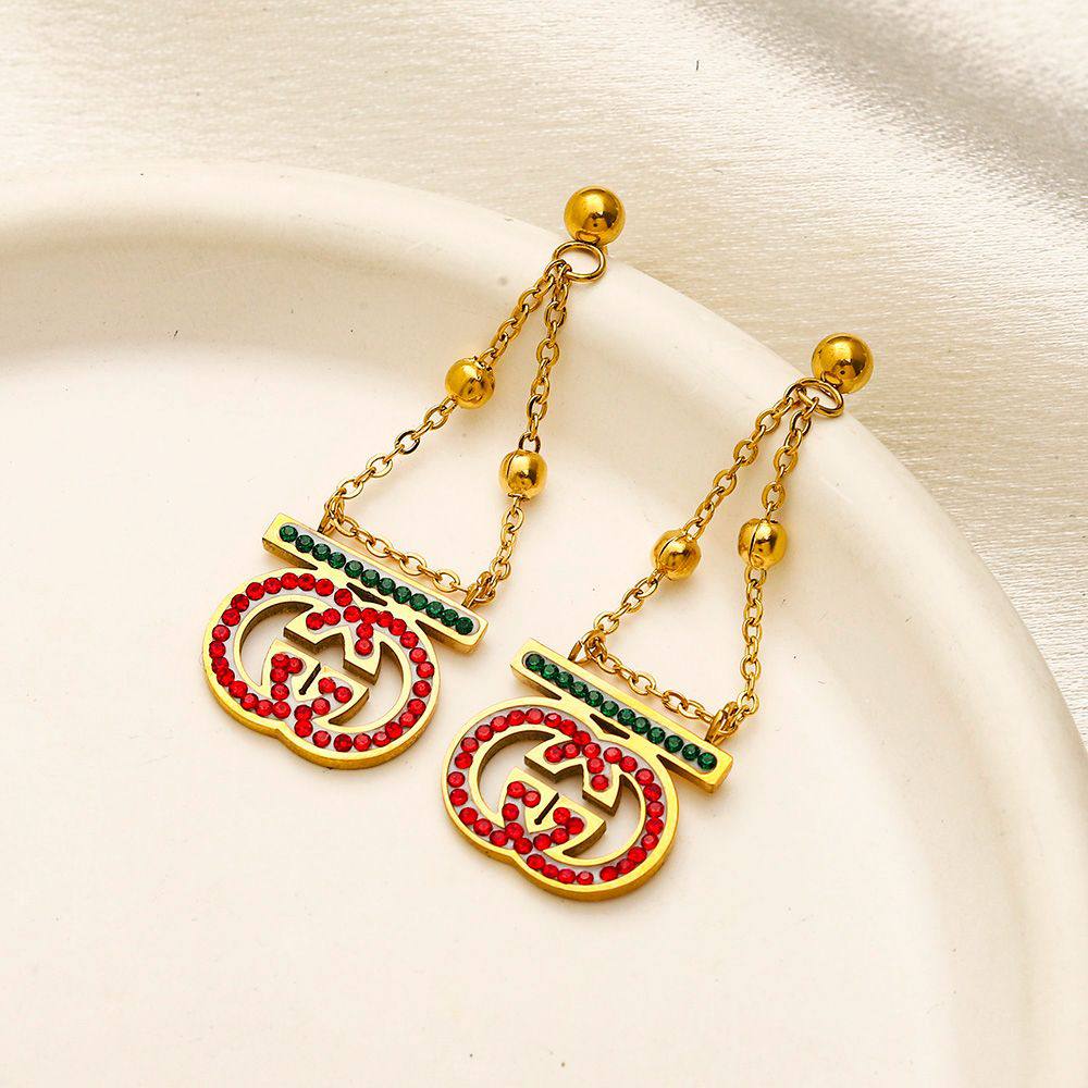 New arrival earrings 
30 dhs💓

Zain243
♥️♥️♥️