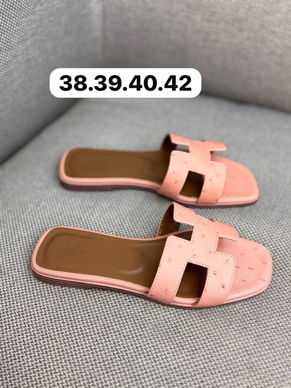 Hermes  
100 dhs✅
Size 36-42

Zain55
♥️♥️♥️