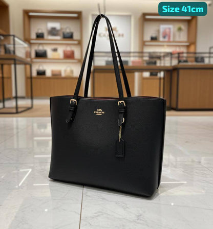 Coach
Best quality
105 dhs🗽
size 41cm

Zain158
♥️♥️♥️