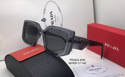 Prada
Master quality 
180 dhs🌺

Zain126
♥️♥️♥️