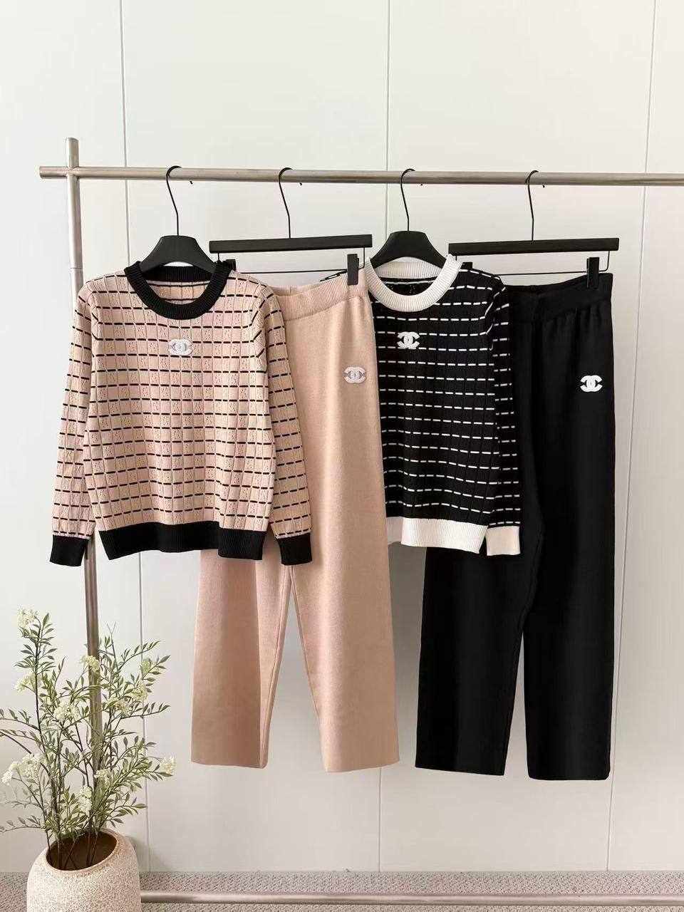 *New collections      
130 dhs🪙🌨️
*good  quality  ✅
*Sizes: free size 
*AVAILABLE NOW*

Zain231
♥️♥️♥️