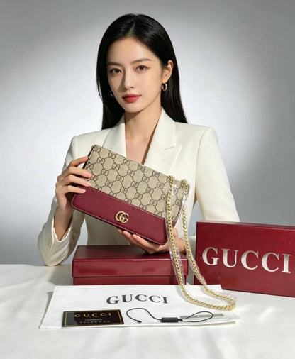 Gucci
100 dhs✅
with box
Size：19cm

Zain07
♥️♥️♥️