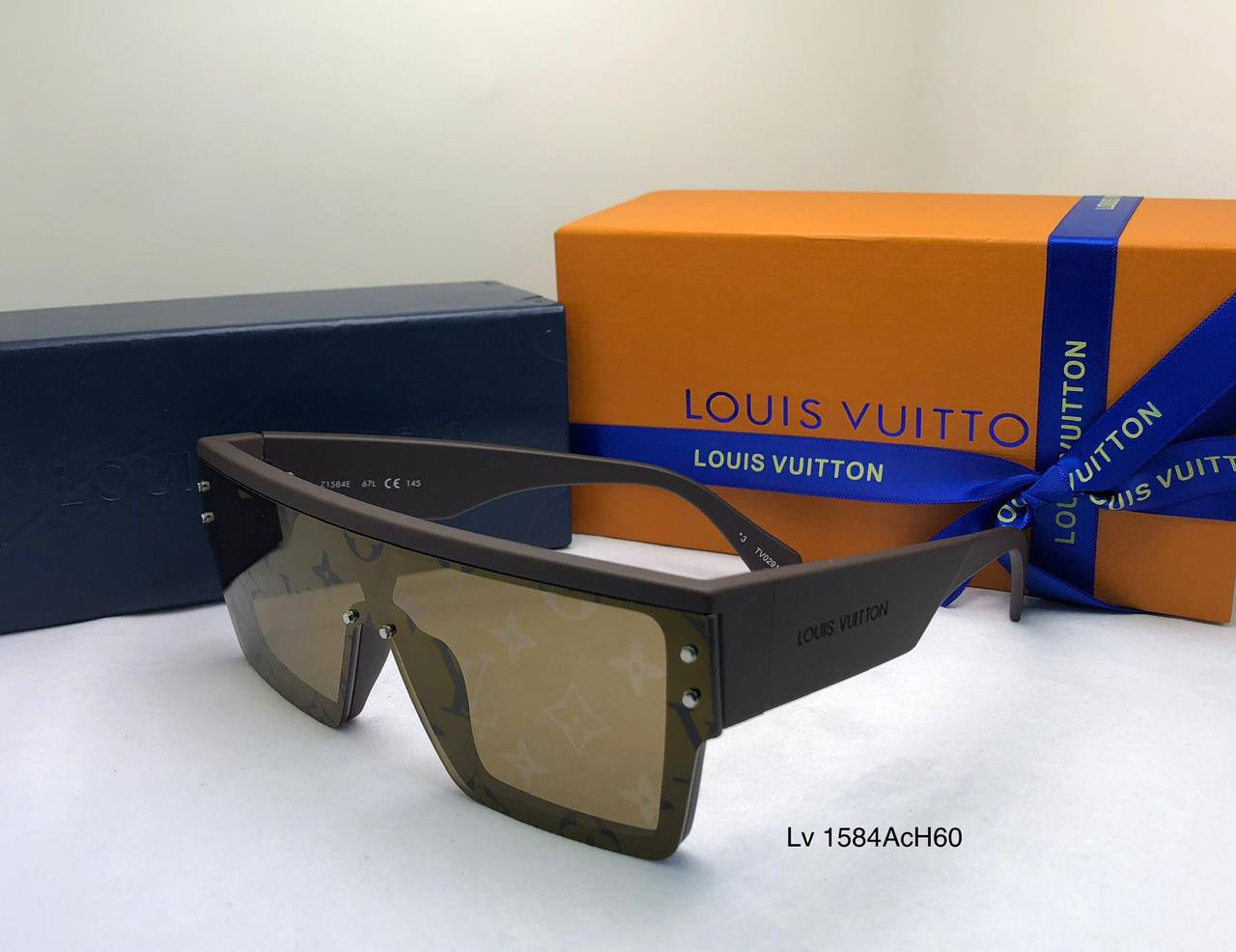 LV
Men’s master quality 
180 dhs❣️

Zain126
♥️♥️♥️