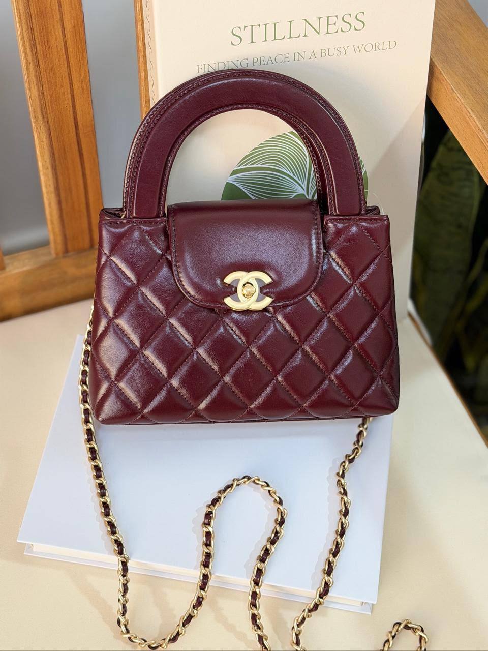 CHANEL 💫
Super Master Quality ⚡️
Original Packing 🎁
Size 19Cm📏

For Price 👇 WhatsApp✅
0568585901 
0507557372
0552275751 Owner Zain 👌

Zain321
♥️♥️♥️