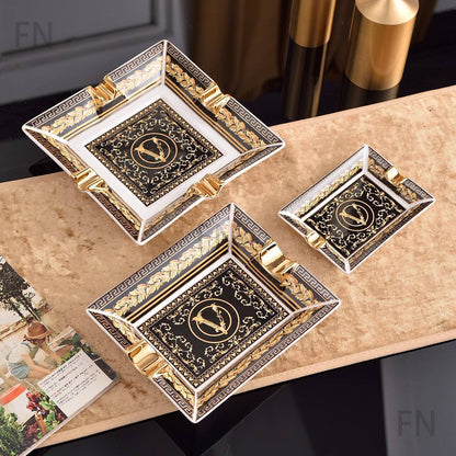 Small 65 dh 

Medium 100 dhs

Big 120 dhs 

Zain205
♥️♥️