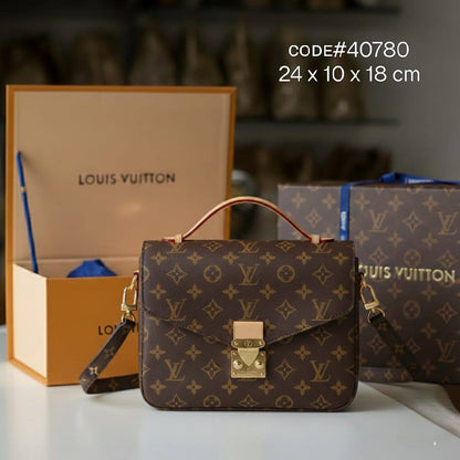 LV
ᴘᴏᴜᴄʜᴇᴛᴛᴇ ᴍᴇᴛɪs
ʜᴀɴᴅʙᴀɢ ɪɴ ᴍᴏɴᴏɢʀᴀᴍ
ɢᴏʟᴅ ʜᴀʀᴅᴡᴀʀᴇ
sɪᴅᴇ : 25 cm
ᴡɪᴛʜ BOX

115 dhs✅

Zain31
♥️♥️♥️