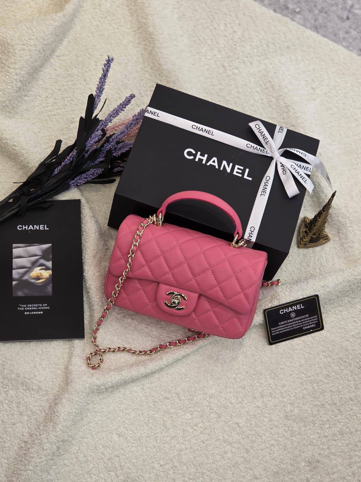 Chanel Master
           20Cm
260 dhs❣️

Zain131
♥️♥️♥️