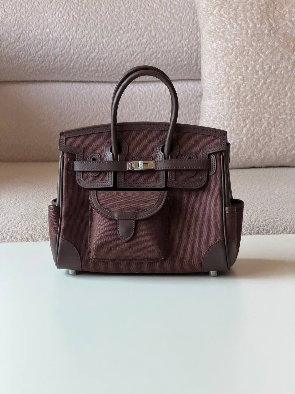 Hermes
Birkin 25cm💕master quality😍with box❤️
610 dhs✅

Zain52
♥️♥️♥️
