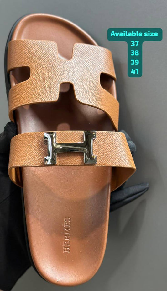 Hermes
Good quality 
with box 
🎁🎁🎁

75 dhs🇦🇪

Zain186
♥️♥️♥️