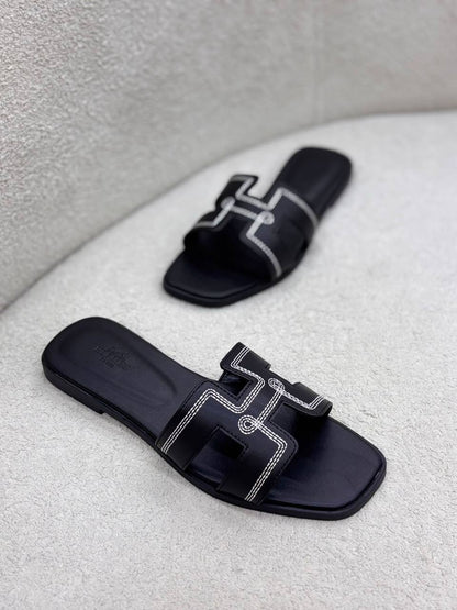 Hermes 
100 dhs🇦🇪🇦🇪
Size 36-42

Zain55
♥️♥️♥️