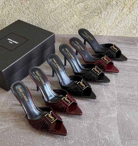 YSL

SuperMaster Quality 💯

450 dhs🇦🇪🇦🇪

Size: 36-41💥

Zain171
♥️♥️♥️
