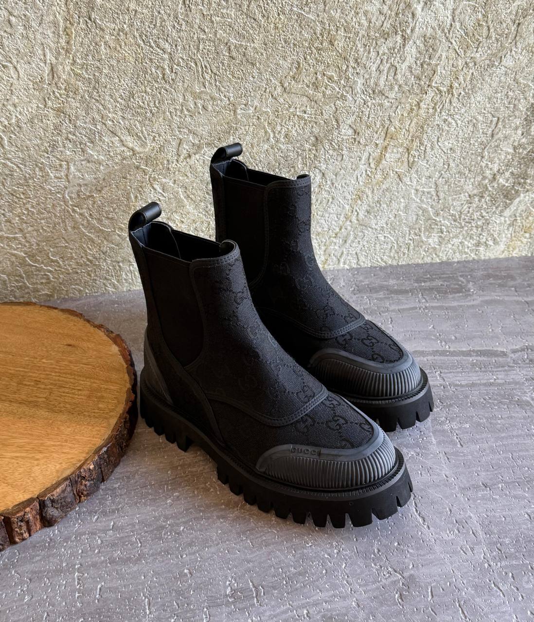 GUCCI ✨

SuperMaster Quality 💯

750 dhs🇦🇪🇦🇪

Size: 36-41💥

Zain171
♥️♥️♥️