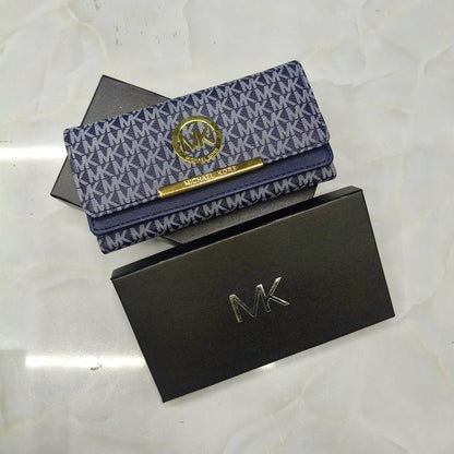 𝗟𝗢𝗡𝗚 𝗧𝗥𝗜-𝗙𝗢𝗟𝗗 𝗪𝗔𝗟𝗟𝗘𝗧
ᴡɪᴛʜ BOX

40 dhs💓

Zain31
♥️♥️♥️