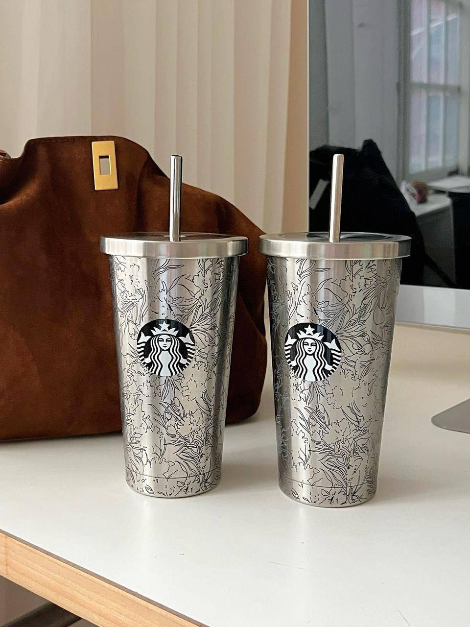 STARBUCKS ⭐️*
Bottle 🍾
Master quality 💯
With boxes 📦 
60 dhs🇦🇪

Zain216
🎁🎁🎁