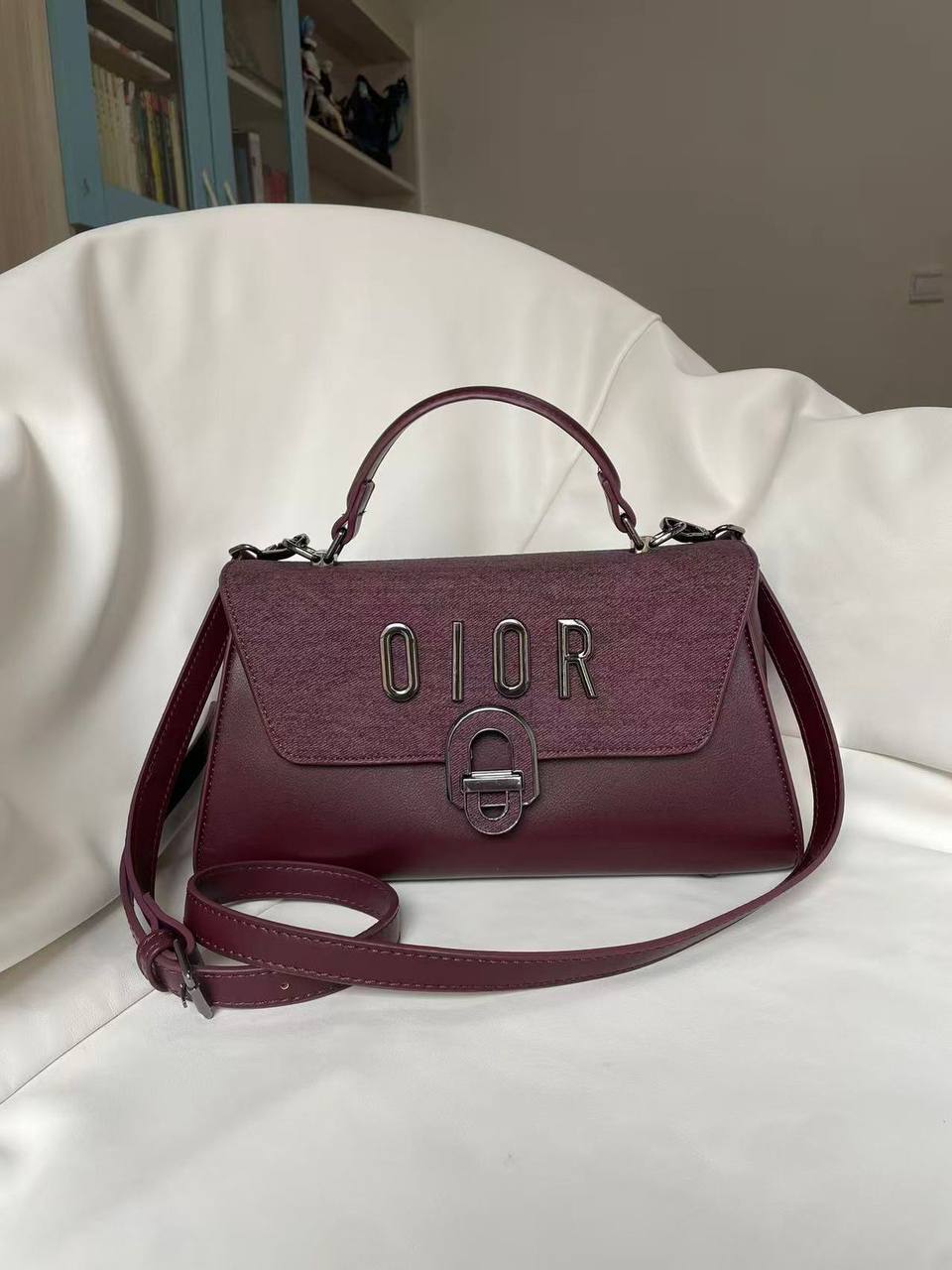 Dior
95 dhs🪙🌨️

Zain143
♥️♥️♥️