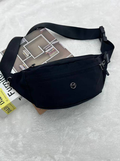 Belt Bags
40 dhs💓

Zain40
♥️♥️♥️