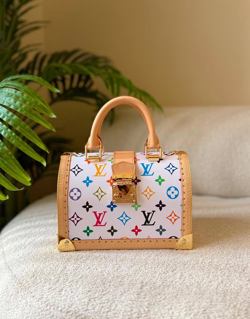 LV - Chanel 
Super Master Stock
    
             🍂 💛 🩷🍂
For Price 👇 WhatsApp✅
0568585901 
0507557372
0552275751 Owner Zain 👌

Zain246
♥️♥️♥️