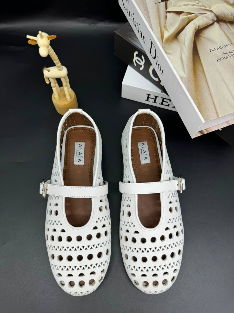 ALAIA
QUALITY…master🤗
SIZE  ……… 36-42🥳
340 dhs💓

Zain119
♥️♥️♥️