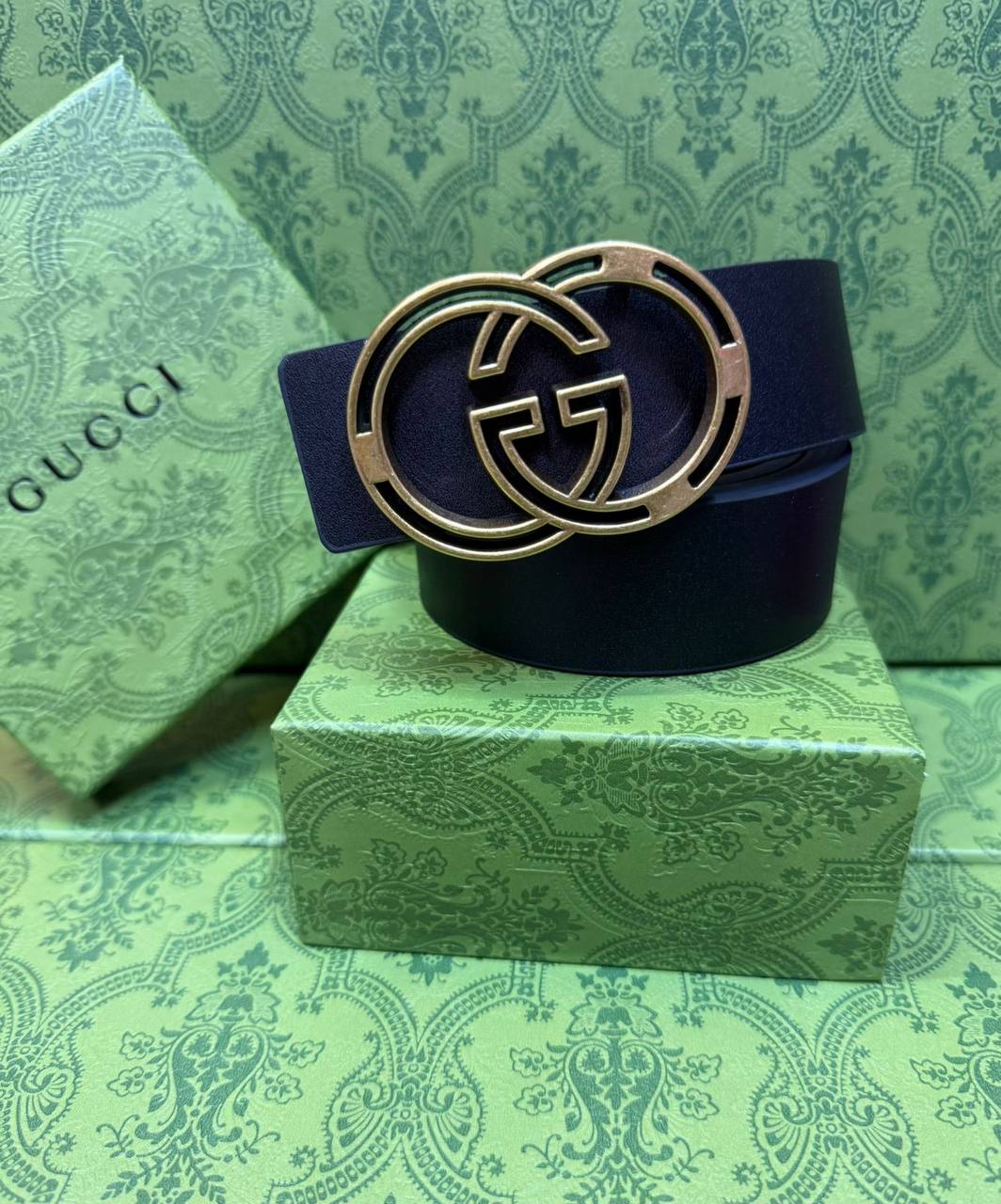 Belts

With box 
🎁🎁🎁

40 dhs🪙🌨️

Zain93
♥️♥️♥️