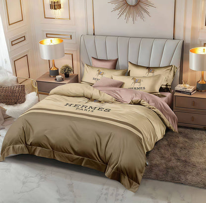 Master 🇫🇷🇫🇷🇫🇷
Give you best life 💥💥
Bedsheets set 
King size cover 6pcs set 
1 duvet cover 
1 fitted sheets 
4 pillowcases 
6pcs set
With paper bag 💼 
120 dhs🗽

Zain99
♥️♥️♥️