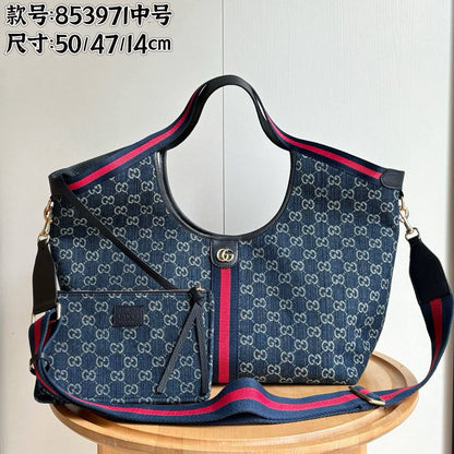 Gucci

50cm
300 dhs🇦🇪🇦🇪

Zain297
Zain228
♥️♥️♥️