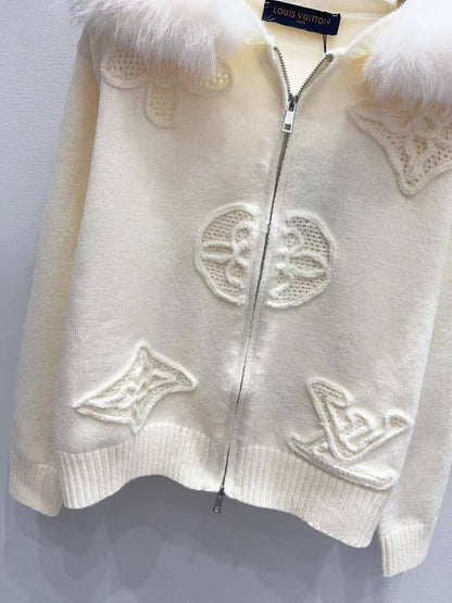LOUIS VUITTON

Super Master quality

Sizes: S M L XL
490 dhs🇦🇪🇦🇪

Zain308
♥️♥️♥️