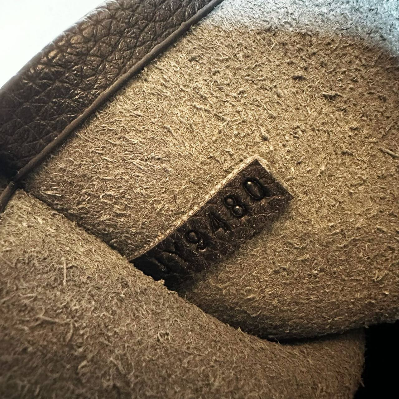 Loropiana

115 dhs

With box

Zain39

♥️♥️♥️