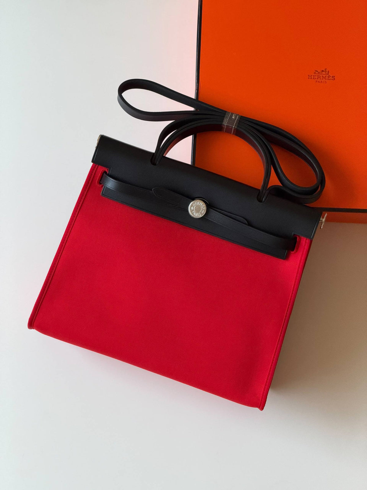 Hermes herbag
 31cm💕

Master quality 😍
with box❤️
630 dhs🇦🇪🇦🇪

Zain52
♥️♥️♥️