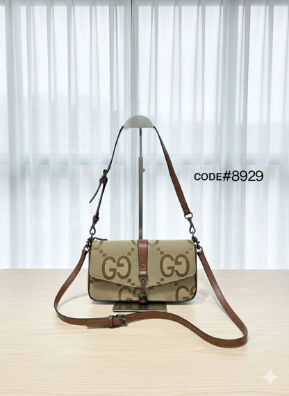 Gucci ᴇɴᴠᴇʟᴏᴘᴇ
sʜᴏᴜʟᴅᴇʀ ʙᴀɢ
ᴡɪᴛʜ ʟᴏɴɢ ʙᴇʟᴛ sᴛʀᴀᴘ
ᴍᴏɴᴏɢʀᴀᴍ ʟᴇᴀᴛʜᴇʀ
sɪᴢᴇ : 24 cm

65 dhs🪙🖤

Zain31
♥️♥️♥️