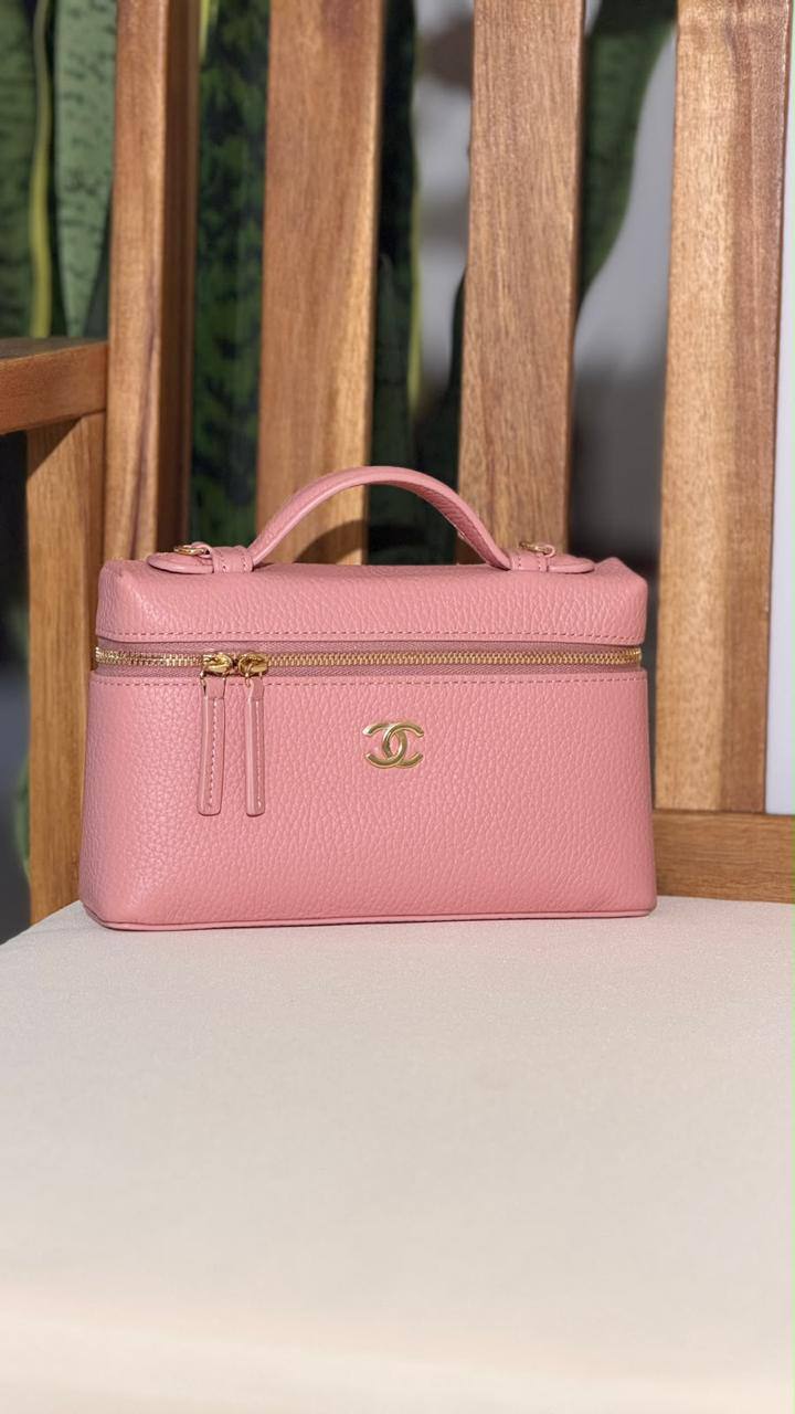 Bags
Super Master Quality ⚡️
Original Packing 🎁
Size 20&25 CM📏
For Price 👇 WhatsApp✅
0568585901 
0507557372
0552275751 Owner Zain 👌

Zain321
♥️♥️♥️