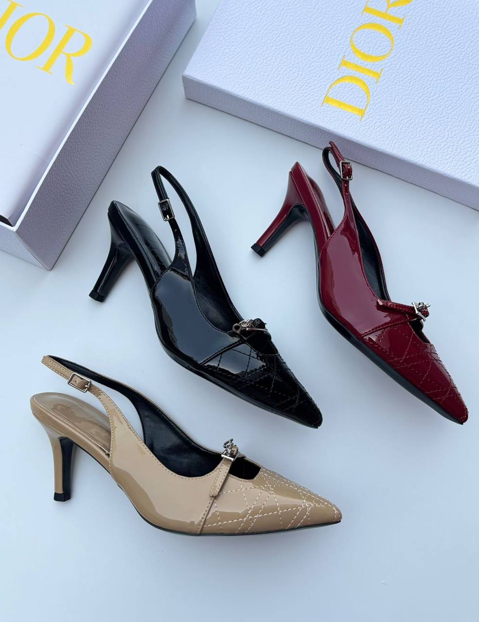 Dior 
110 dhs🪙💕
Size 36-42

Zain55
♥️♥️♥️