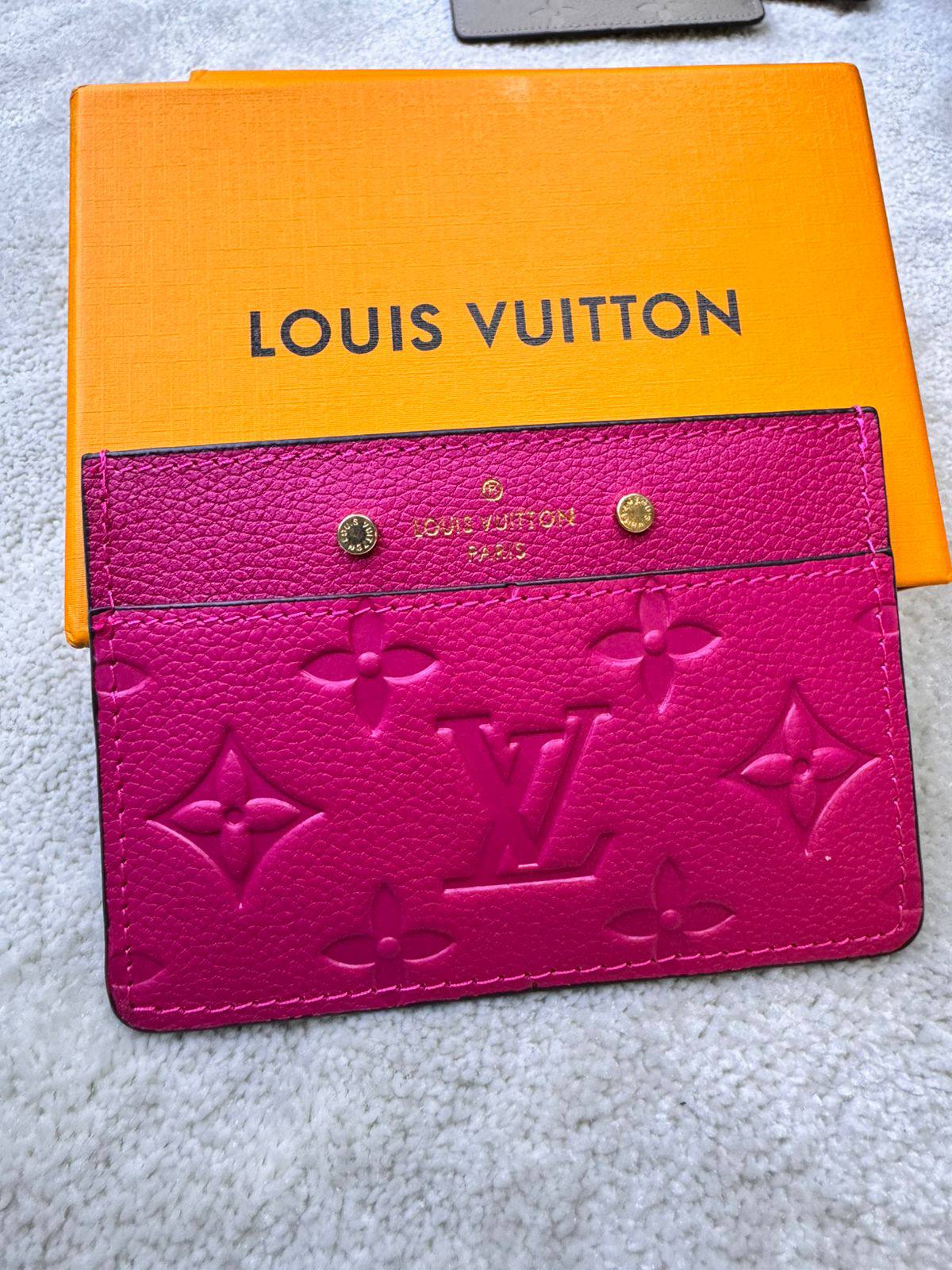 LV 
Wallets
Master
For Price 👇 WTSP Text Zain 0568585901

Zain111
♥️♥️♥️