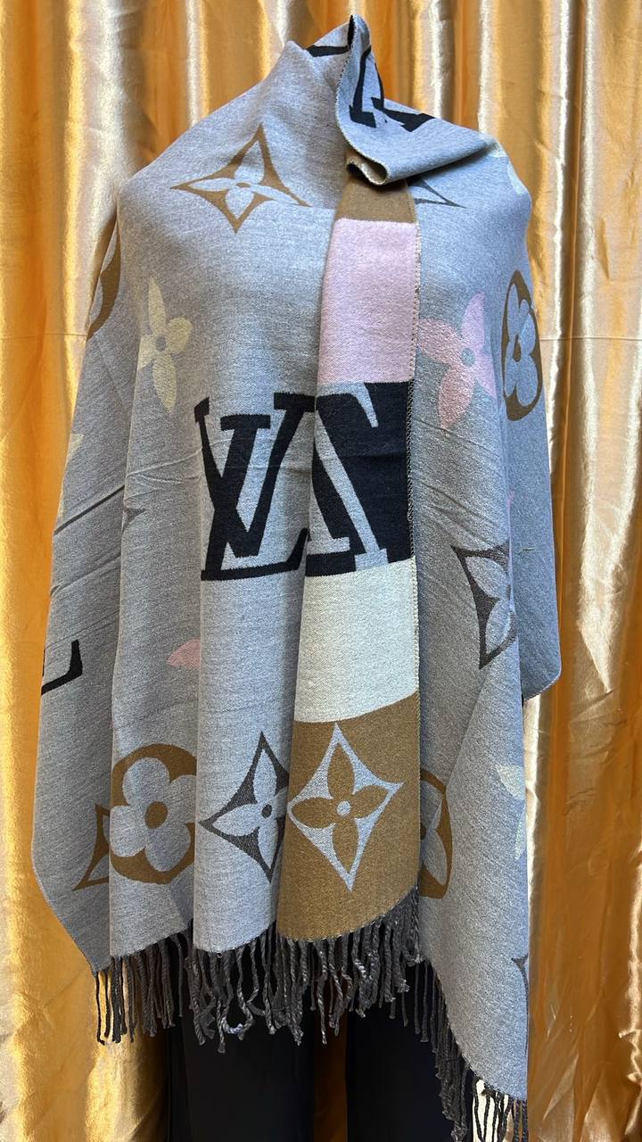 Scarf
45 dhs🪙

Zain102
♥️♥️♥️