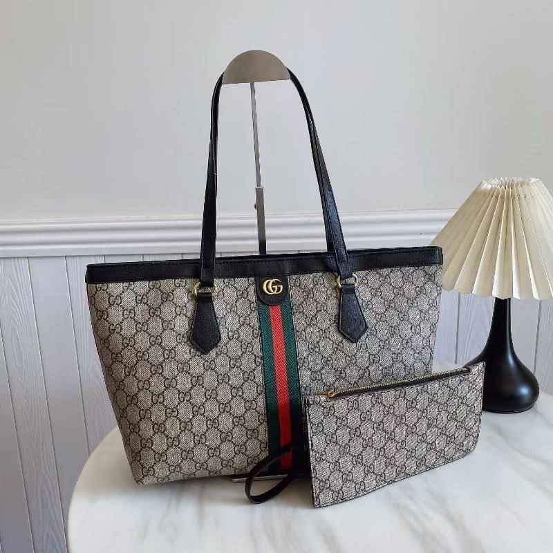 Gucci
85 dhs✅

Zain219
♥️♥️♥️