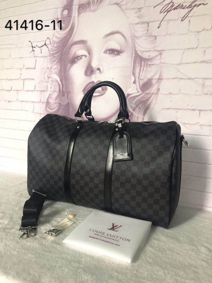 LV 
Travel Bags
140 dhs✅ Glossy
130 dhs✅ Normal

Zain137
♥️♥️♥️