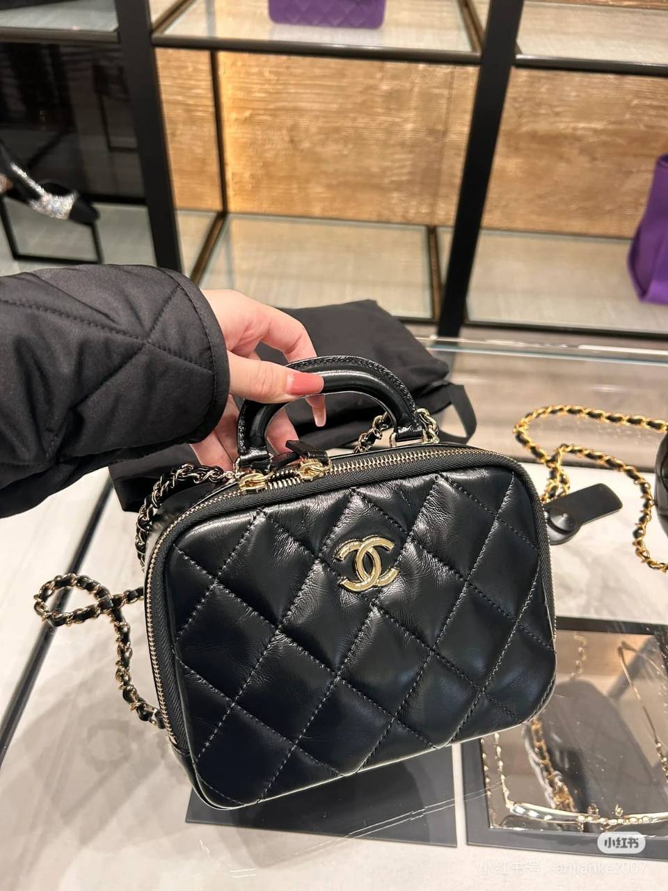 Chanel
Master
250 dhs🇦🇪

Zain10
♥️♥️♥️