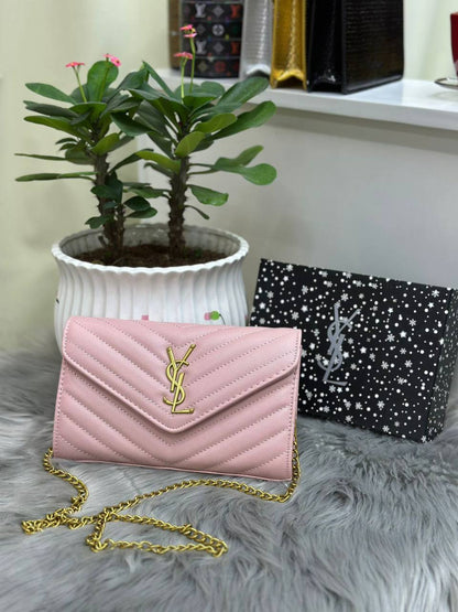 YSL
SIZE……….23CM🌷
80 dhs🌺
with BOX✅

Zain244
♥️♥️♥️