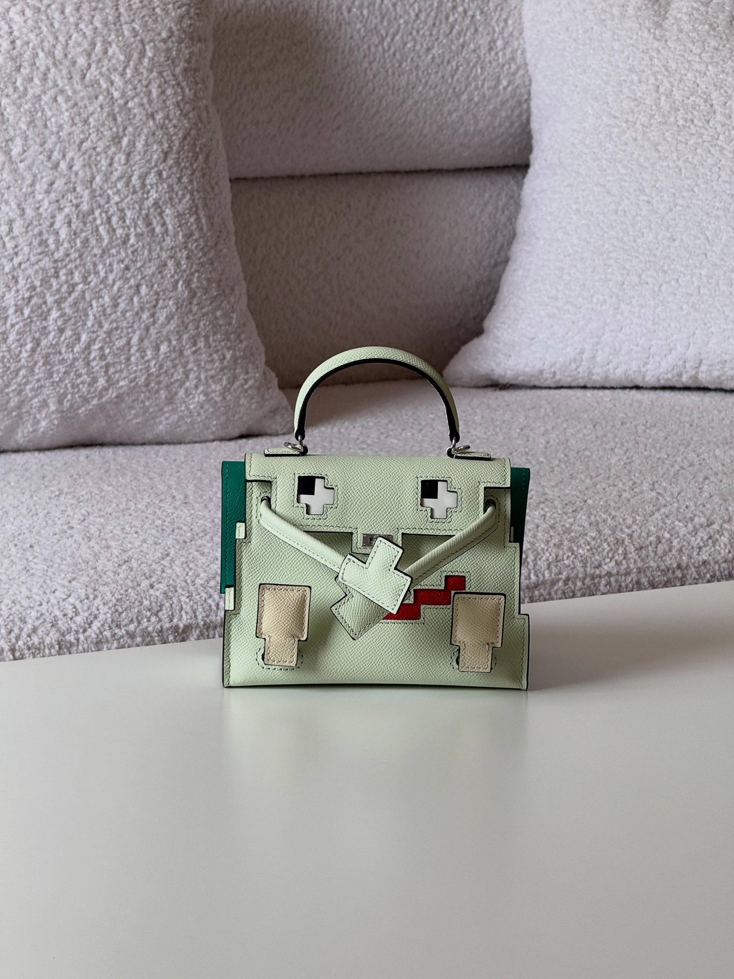 Hermes kelly doplex 20cm💕master quality😍with box❤️
380 dhs🪙🌨️

Zain52
♥️♥️♥️