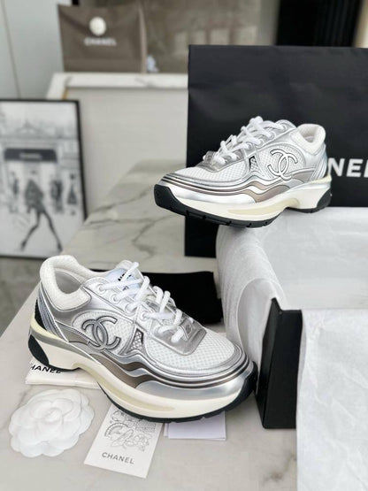 CHANEL 

280 dhs🗽
*SIZE  36   TO   41*

Zain224
♥️♥️♥️