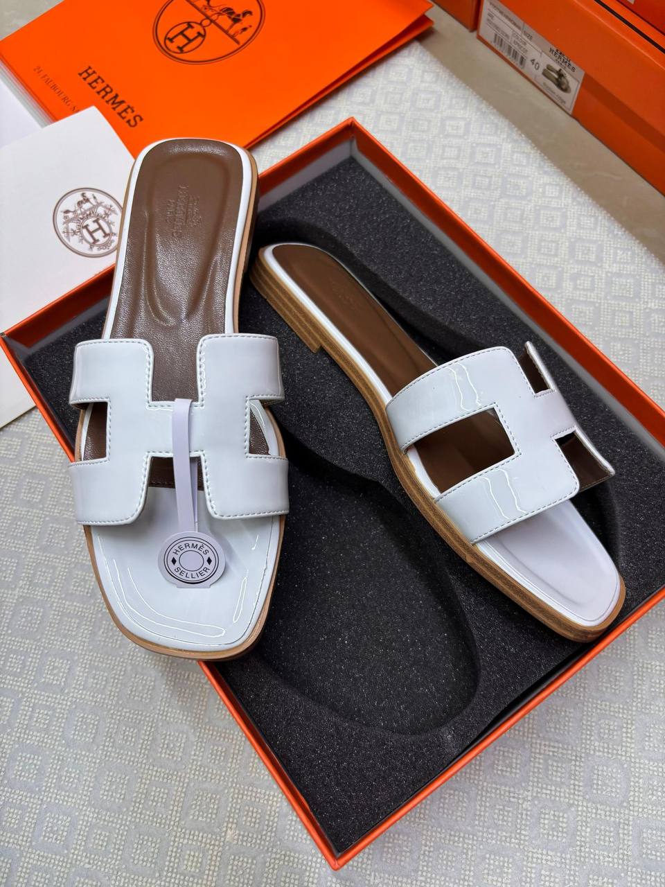 Hermes
Size 36-41，
85 dhs🌺

Zain145
♥️♥️♥️