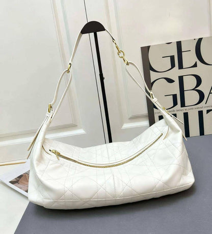 DIOR  
GOOD QUALITY
100 dhs✅

Zain295
♥️♥️♥️