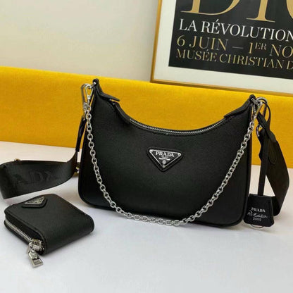 Prada
Master🌺
230 dhs✅

Zain153
♥️♥️♥️