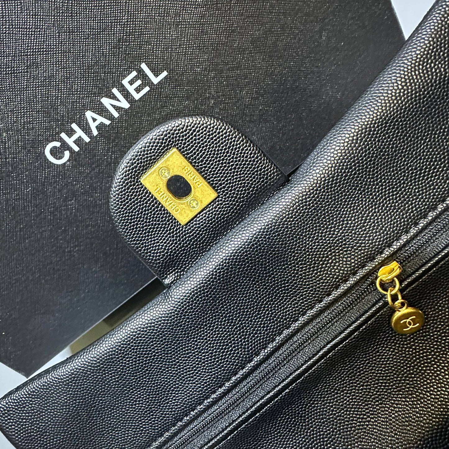 CHANEL
 GOOD QUALITY 
WITH BOX
125 dhs🇦🇪

Zain39
💓💓💓