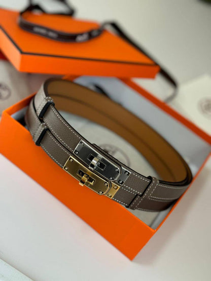 Hermes Belt
With box
60 dhs✅

Zain93
♥️♥️♥️